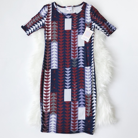 LuLaRoe Dresses & Skirts - NWT LuLaRoe Julia Dress in Triangle Print
